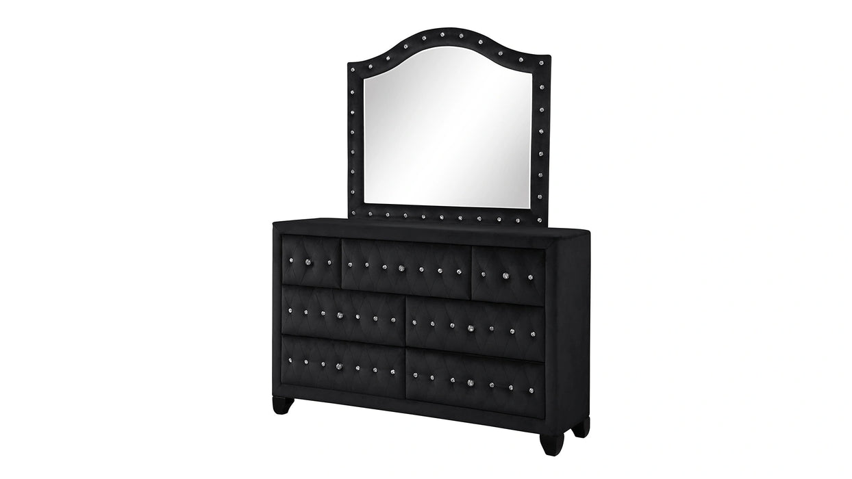 Sophia Dresser