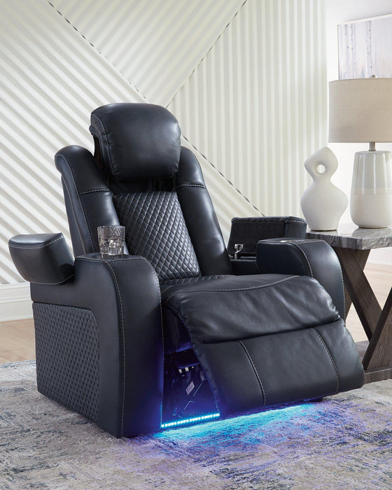 Fyne-Dyme Power Recliner - Vida Furniture (Laredo,TX)