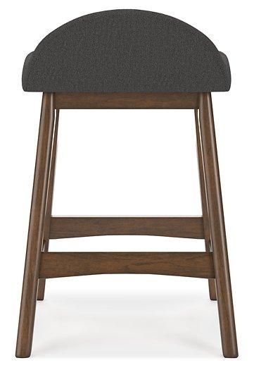 Lyncott Dining Room Set - Vida Furniture (Laredo,TX)