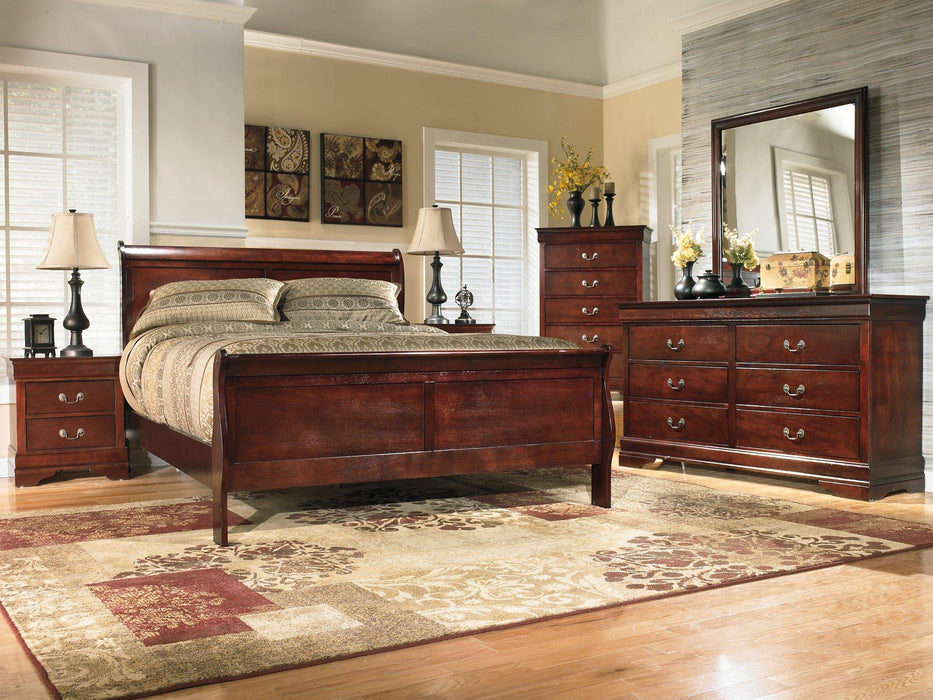 Alisdair Dresser - Vida Furniture (Laredo,TX)