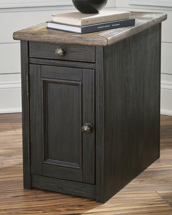 Tyler Creek End Table Set - Vida Furniture (Laredo,TX)