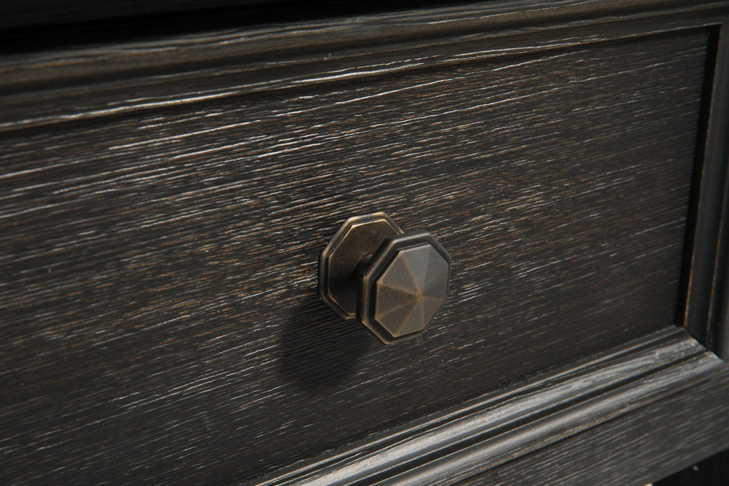 Tyler Creek Table Set - Vida Furniture (Laredo,TX)