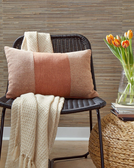 Dovinton Pillow (Set of 4) - Vida Furniture (Laredo,TX)