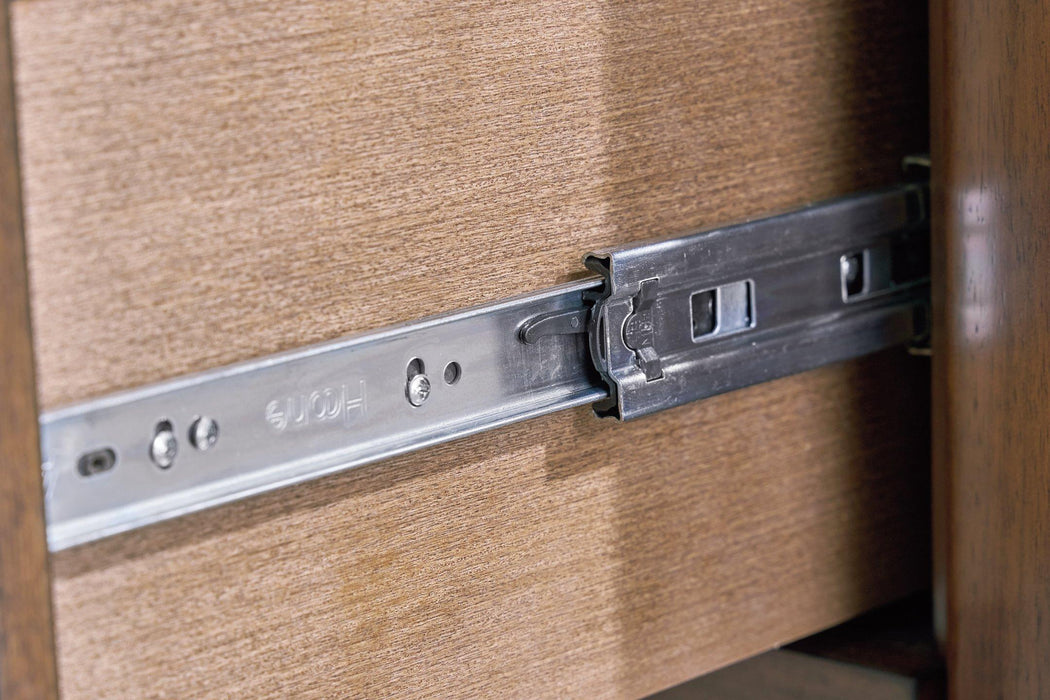 Lyncott Bedroom Set - Vida Furniture (Laredo,TX)