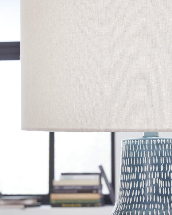 Schylarmont Lamp Set - Vida Furniture (Laredo,TX)