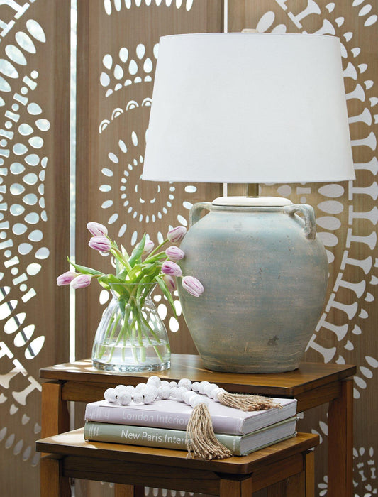 Shawburg Lamp Set - Vida Furniture (Laredo,TX)