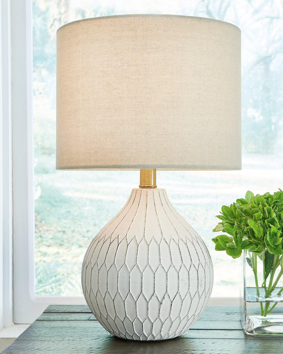 Wardmont Lamp Set - Vida Furniture (Laredo,TX)