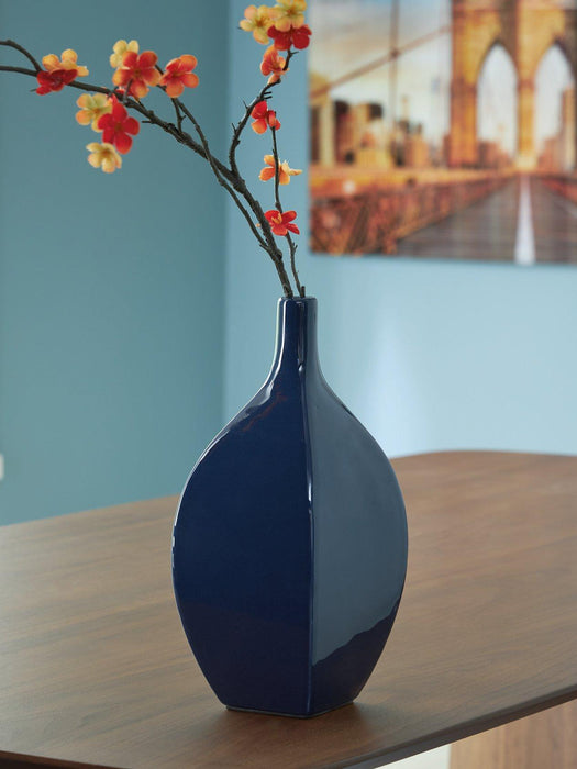 Abtinson Vase - Vida Furniture (Laredo,TX)