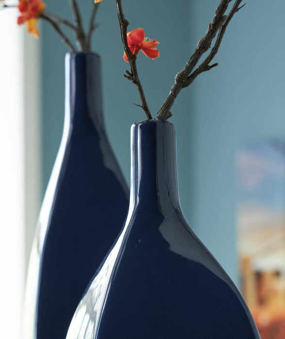 Abtinson Vase - Vida Furniture (Laredo,TX)
