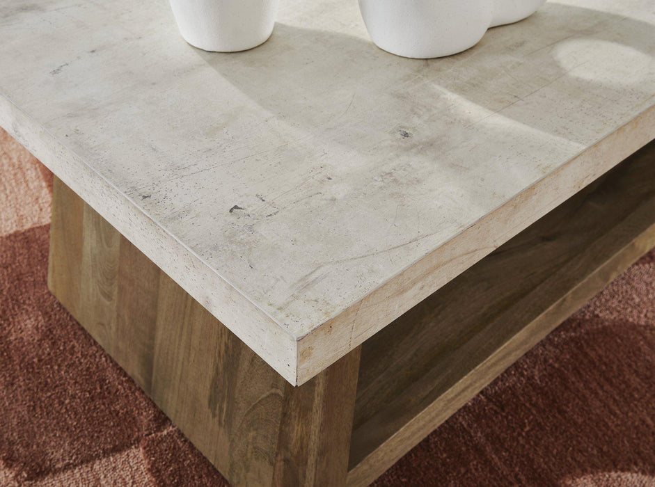 Brendalhouse Coffee Table - Vida Furniture (Laredo,TX)
