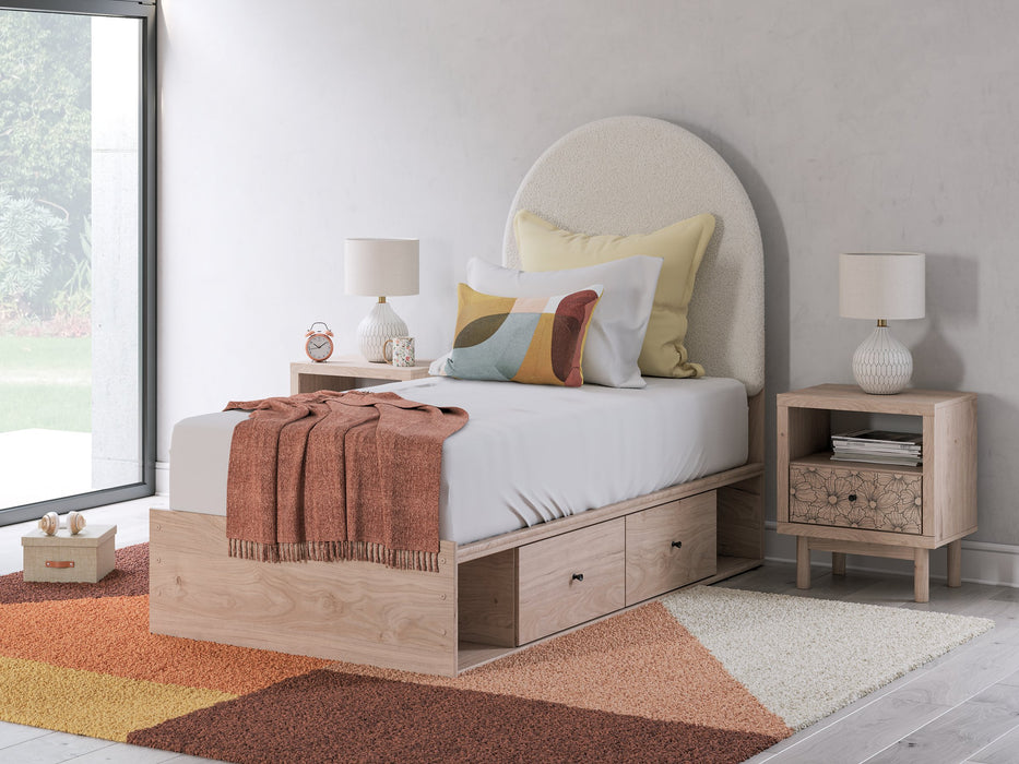 Arloster Upholstered Bed - Vida Furniture (Laredo,TX)