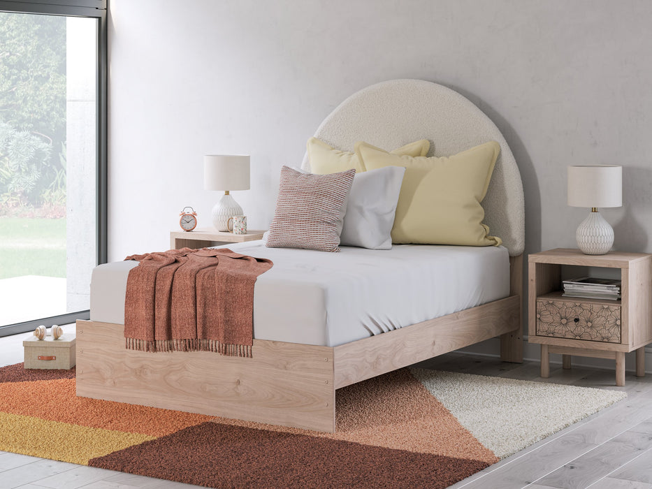 Arloster Upholstered Bed - Vida Furniture (Laredo,TX)
