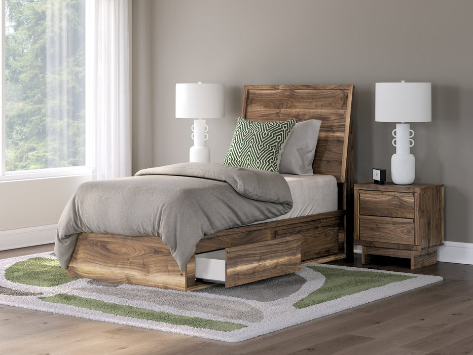Chirason Bed - Vida Furniture (Laredo,TX)