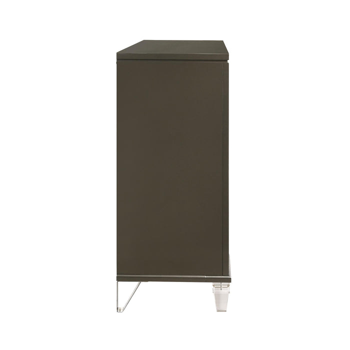 Twenty Nine 6-Drawer Dresser - Vida Furniture (Laredo,TX)