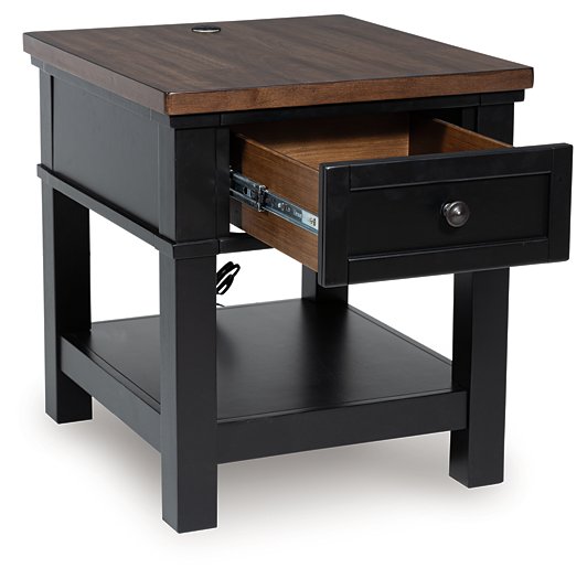 Wildenauer End Table - Vida Furniture (Laredo,TX)