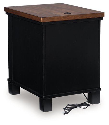 Wildenauer Chairside End Table - Vida Furniture (Laredo,TX)
