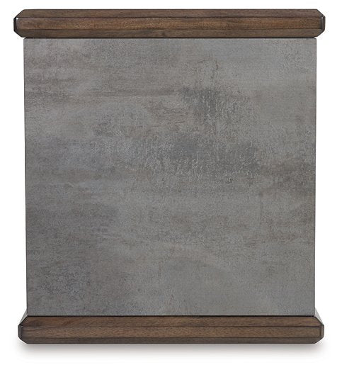 Kallenny End Table - Vida Furniture (Laredo,TX)