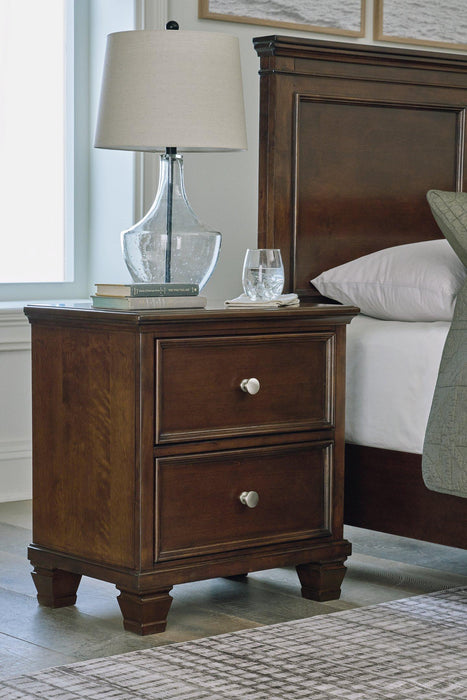 Danabrin Bedroom Set - Vida Furniture (Laredo,TX)