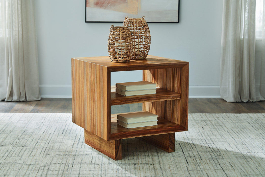 Dressonni End Table - Vida Furniture (Laredo,TX)