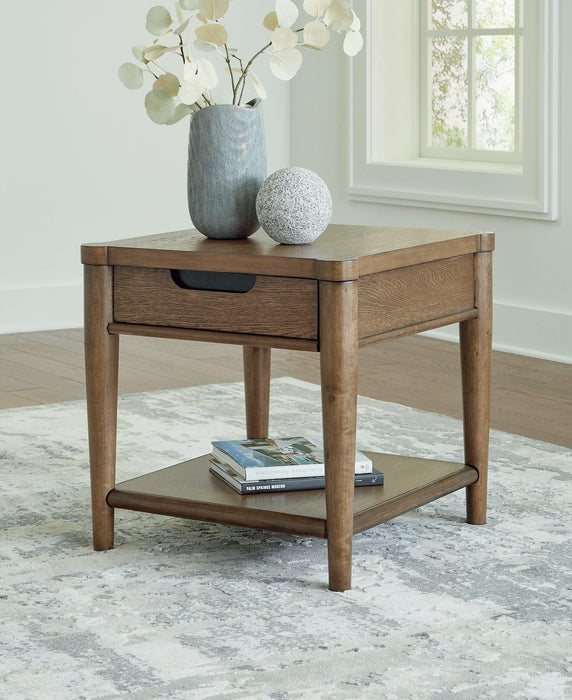 Roanhowe End Table - Vida Furniture (Laredo,TX)