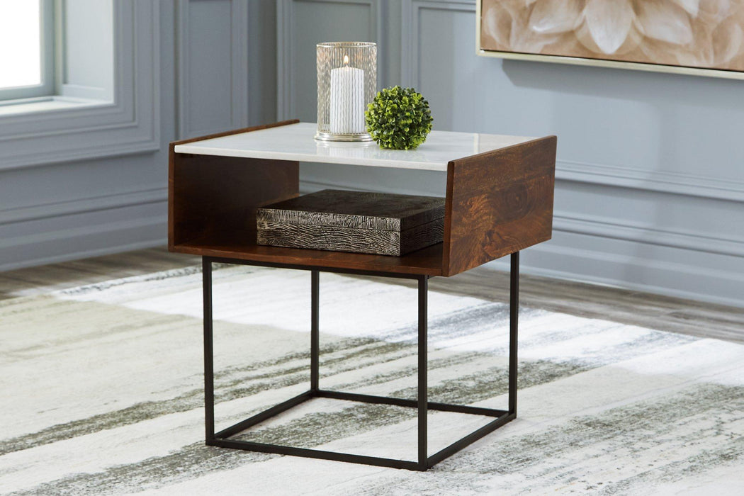 Rusitori End Table - Vida Furniture (Laredo,TX)