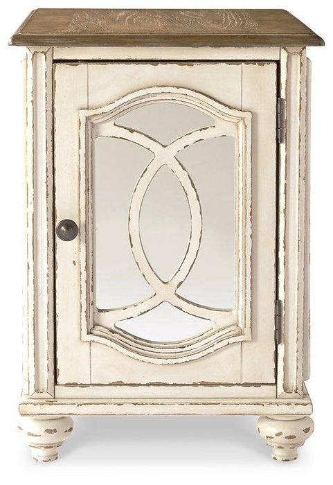 Realyn Chairside End Table - Vida Furniture (Laredo,TX)