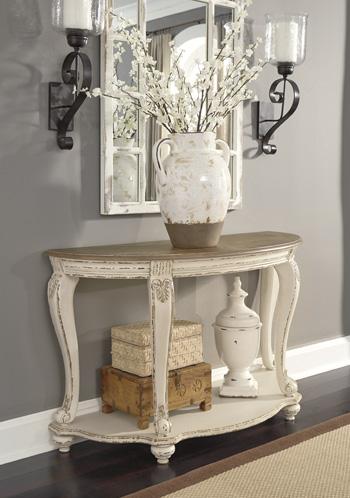 Realyn Sofa Table - Vida Furniture (Laredo,TX)