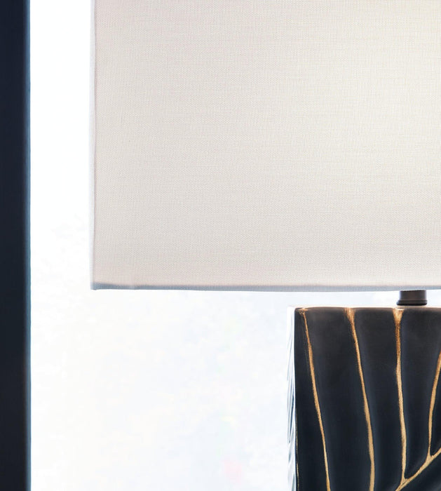Bartlen Lamp Set - Vida Furniture (Laredo,TX)