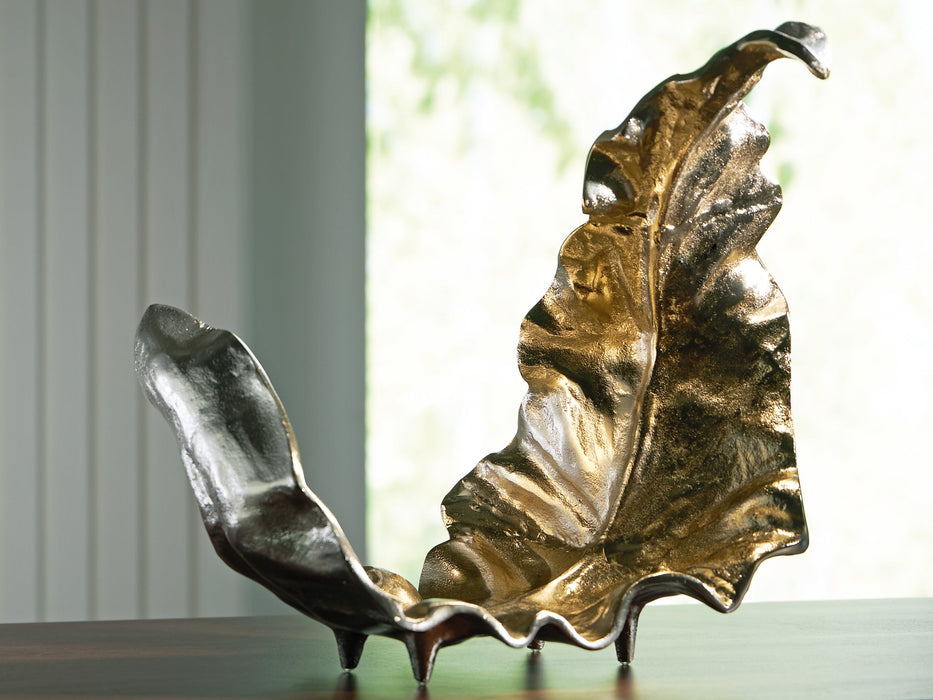 Darinsen Sculpture - Vida Furniture (Laredo,TX)